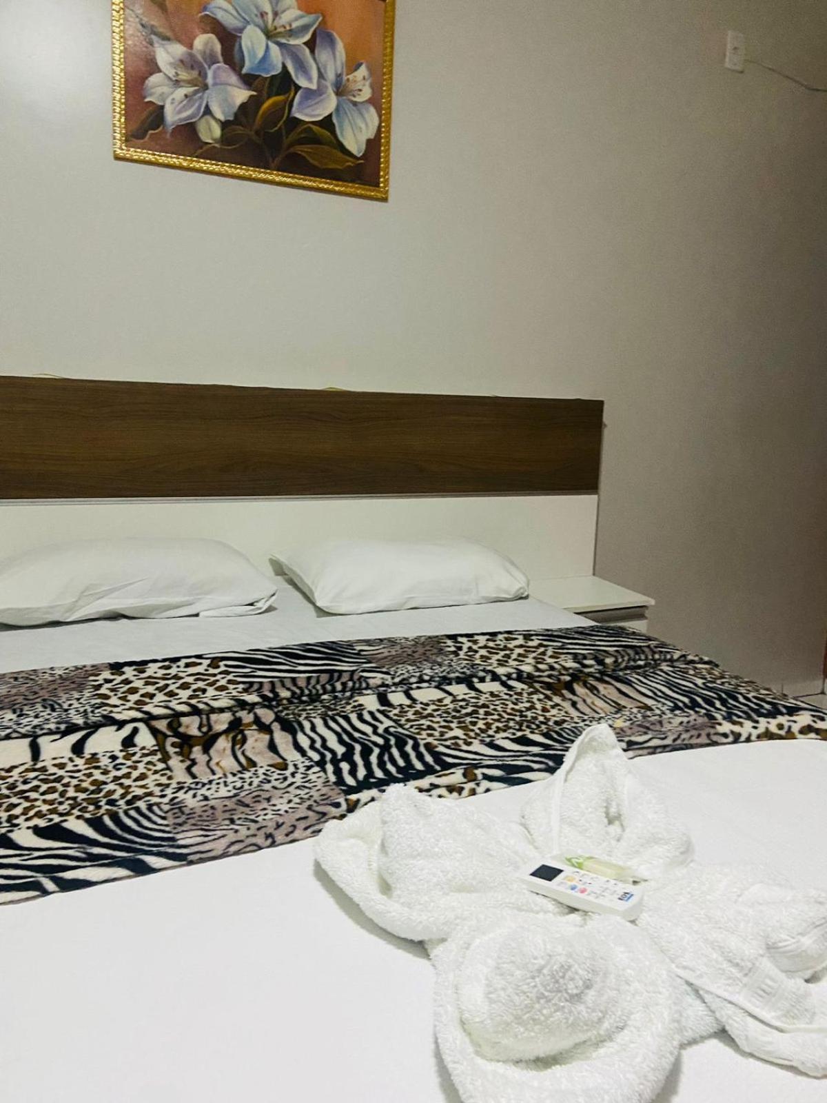 Hotel Brasilia Park Novo Gama Exterior foto