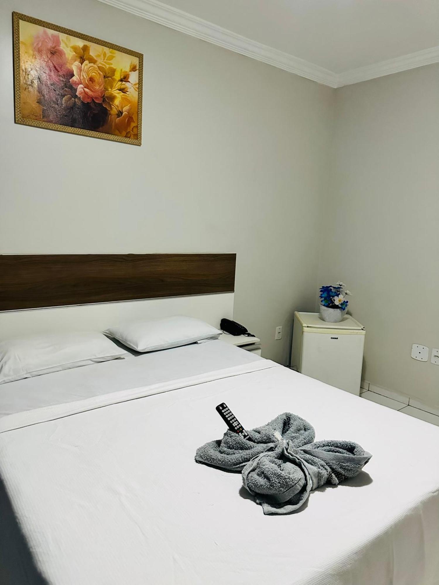 Hotel Brasilia Park Novo Gama Exterior foto